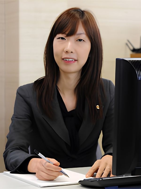 弁護士 中山仁美
