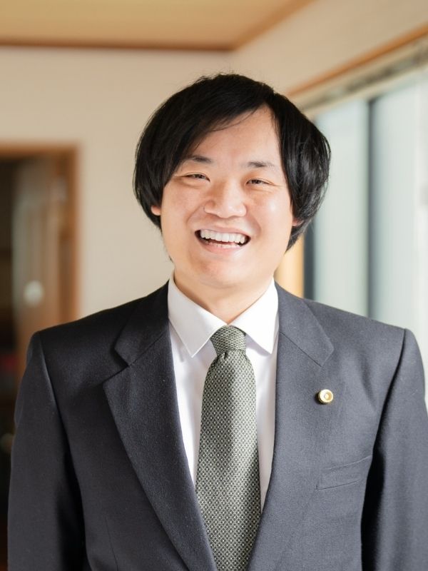 弁護士 小林佑輔